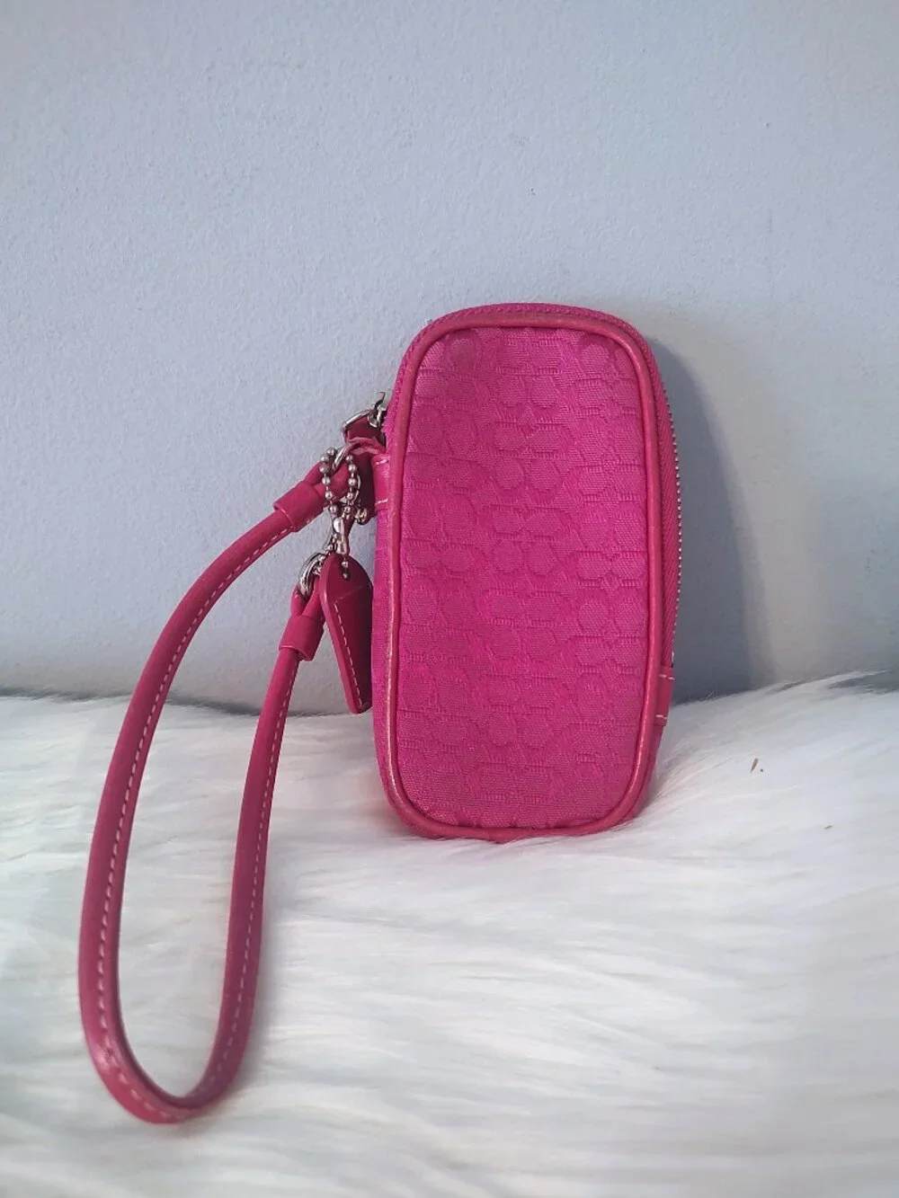 Coach Y2K vintage mini Cs wristlet pouch w/hangtag EUC